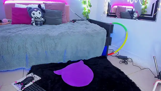 Snapshot of YouliteSllut2 chatting on 11, 3, 2025 YouliteSllut2 online show from 11, 3, 2025