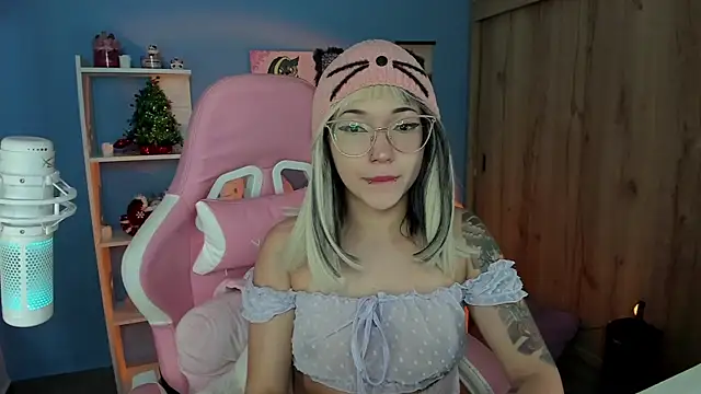 Artic love online show from 6, 1, 2025