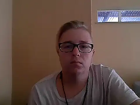 bisexualboy05 online show from 14, 1, 2025