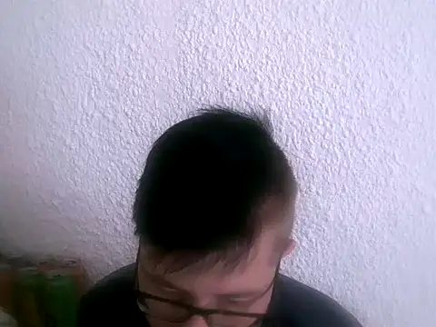 bisexualboy05 online show from 19, 9, 2025