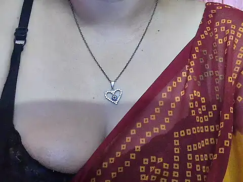Snapshot of LOVERIAKOL chatting on 17, 5, 2026 LOVERIAKOL online show from 17, 5, 2026
