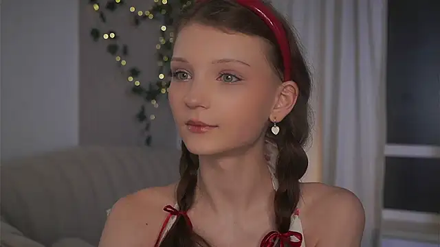 Snapshot of CindyGarrison chatting on 28, 4, 2026 CindyGarrison online show from 28, 4, 2026