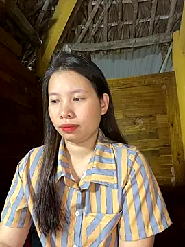 Sexyass13 online show from 18, 12, 2025