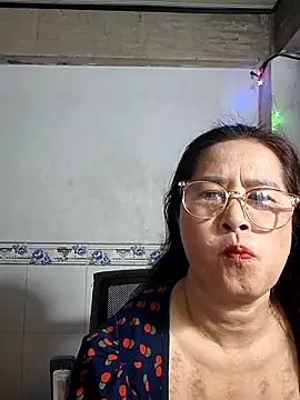 Snapshot of phnz chatting on 15, 11, 2025 phnz online show from 15, 11, 2025