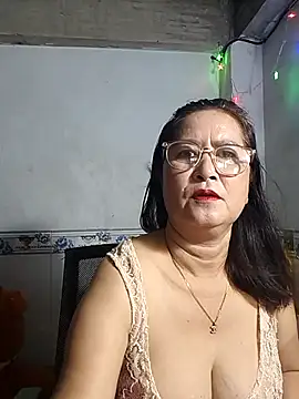 Snapshot of phnz chatting on 23, 10, 2025 phnz online show from 23, 10, 2025