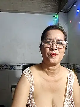 Snapshot of phnz chatting on 7, 5, 2026 phnz online show from 7, 5, 2026