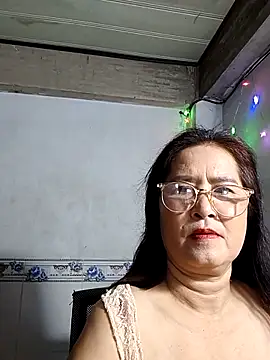 Snapshot of phnz chatting on 23, 11, 2025 phnz online show from 23, 11, 2025