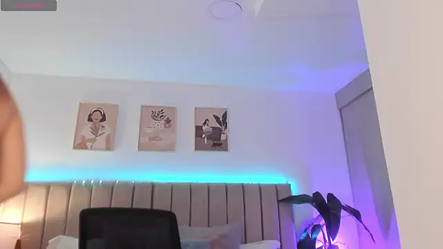 Victoria romanox online show from 15, 10, 2025