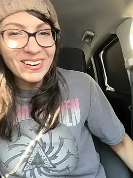 BeautifulMesss online show from 8, 2, 2026