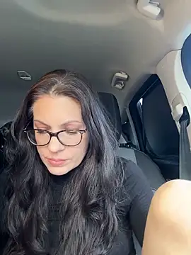 BeautifulMesss online show from 17, 11, 2025