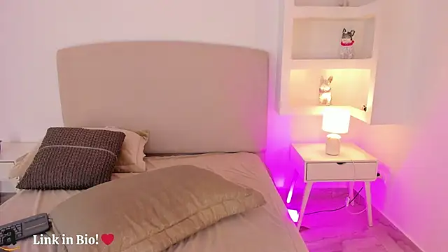 nathalynbarnes online show from 5, 1, 2026