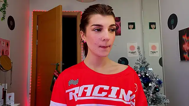Snapshot of Bunny_ShyGirl chatting on 8, 1, 2025 Bunny ShyGirl online show from 8, 1, 2025