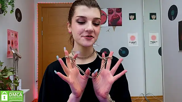 Snapshot of Bunny_ShyGirl chatting on 23, 1, 2025 Bunny ShyGirl online show from 23, 1, 2025