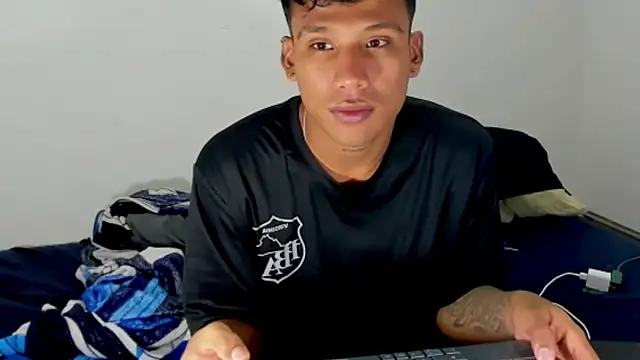 Snapshot of Backsex_boy chatting on 25, 3, 2026 Backsex boy online show from 25, 3, 2026