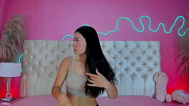 Julieta Cortes   online show from 24, 3, 2026