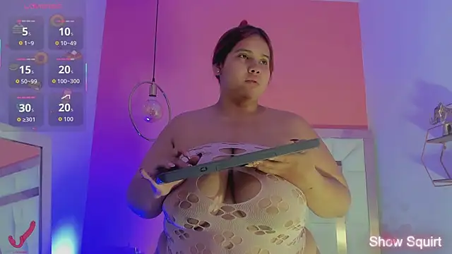 Alanna hot3 online show from 25, 3, 2026