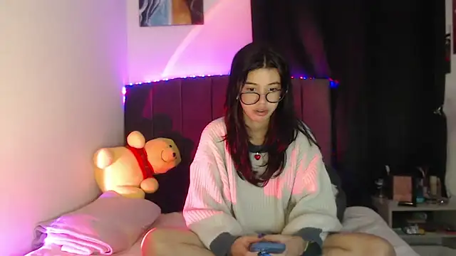 Snapshot of ily_bea chatting on 21, 4, 2026 ily bea online show from 21, 4, 2026