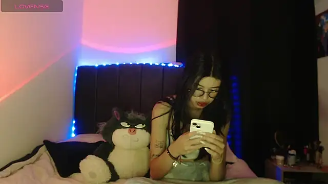 ily bea online show from 20, 12, 2025