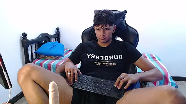 alex 245711 online show from 20, 11, 2025