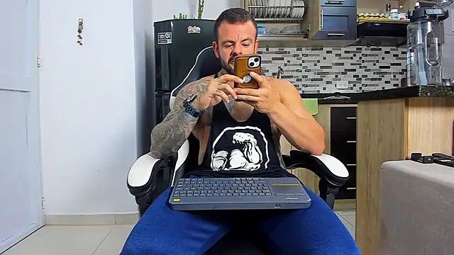 Johnnygrayson1 online show from 1, 12, 2025