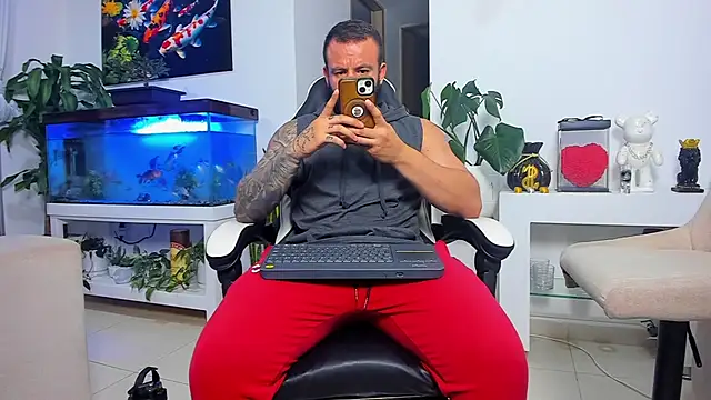 Johnnygrayson1 online show from 23, 10, 2025