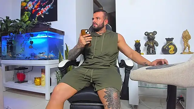 Johnnygrayson1 online show from 20, 12, 2025