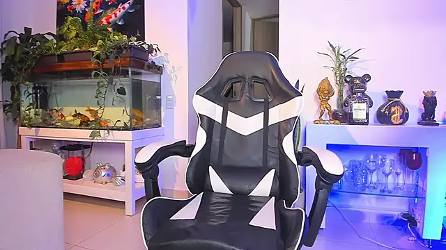 Johnnygrayson1 online show from 4, 2, 2026