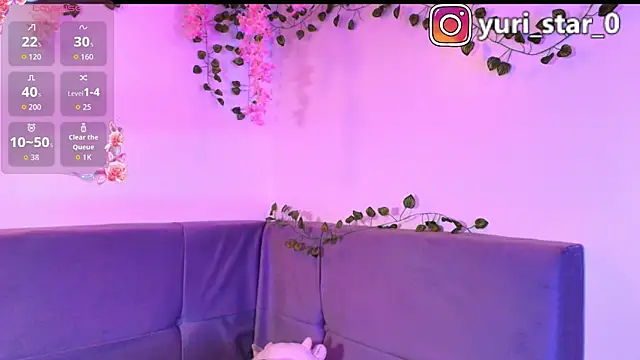 Snapshot of Yuri_Stars chatting on 19, 11, 2025 Yuri Stars online show from 19, 11, 2025