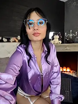 NayeCloud online show from 21, 2, 2025