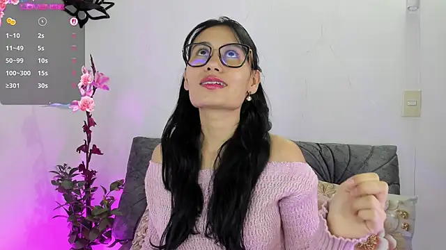 NayeCloud online show from 4, 6, 2026
