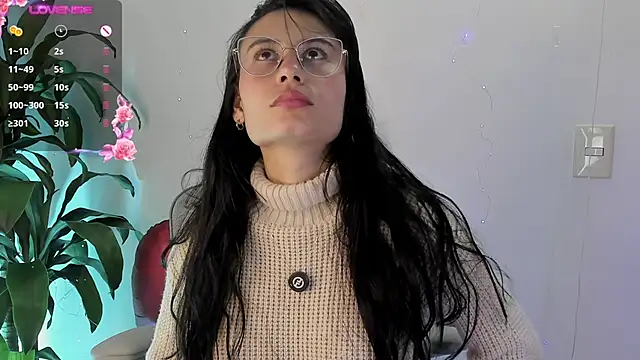 NayeCloud online show from 15, 4, 2026