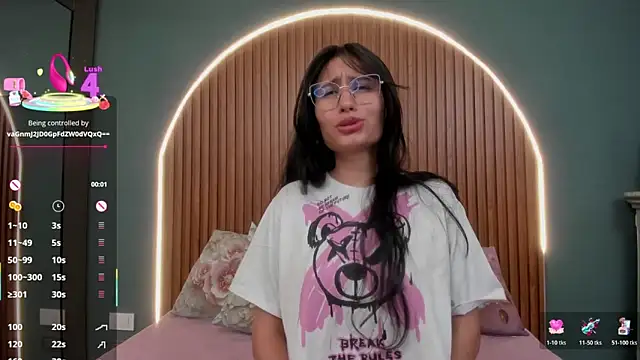 NayeCloud online show from 23, 12, 2025