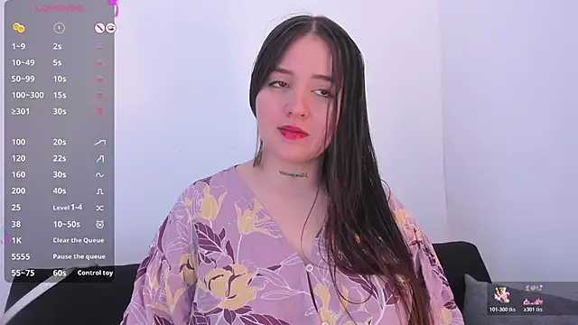 Sabrina Lennox online show from 17, 6, 2026