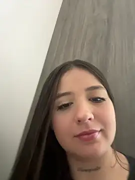 Sabrina Lennox online show from 6, 2, 2026