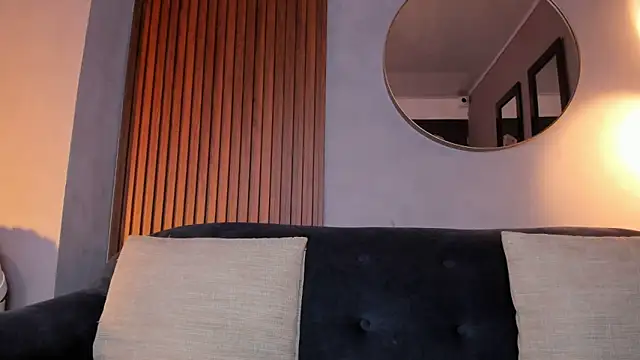 Snapshot of rose_xd chatting on 11, 11, 2025 rose xd online show from 11, 11, 2025