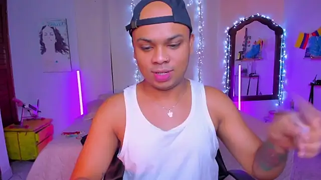 CuteRomi online show from 22, 10, 2025