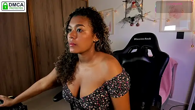 aleja montiel   online show from 14, 12, 2025