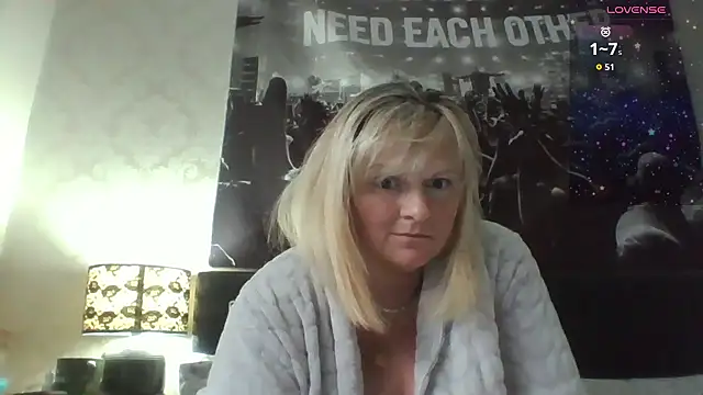 chloefeel online show from 16, 6, 2026
