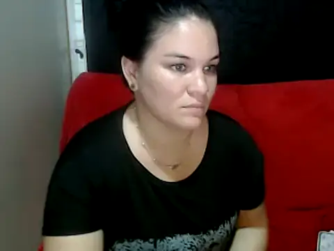 love and Lust online show from 5, 2, 2025