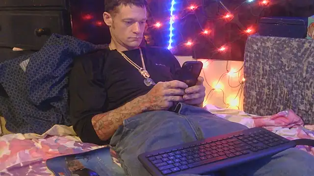 TheOneYouLove69 online show from 13, 11, 2025