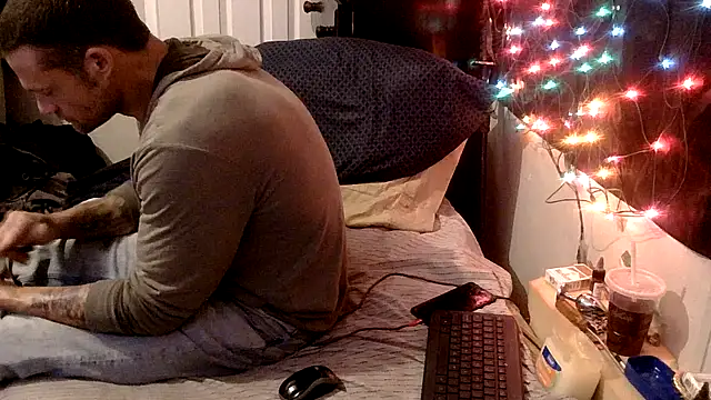 TheOneYouLove69 online show from 5, 1, 2026