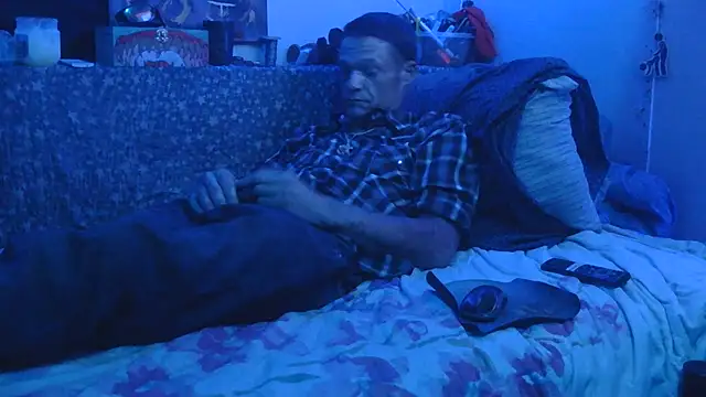 TheOneYouLove69 online show from 15, 11, 2025