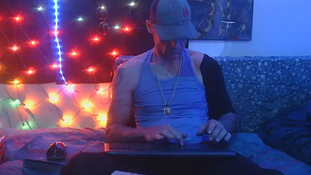 TheOneYouLove69 online show from 3, 11, 2025