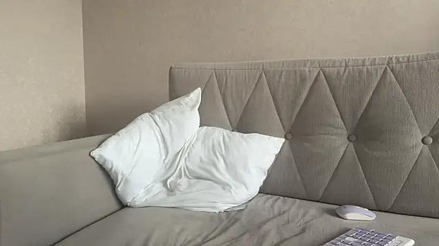 Snapshot of weshycouple chatting on 26, 5, 2026 weshycouple online show from 26, 5, 2026