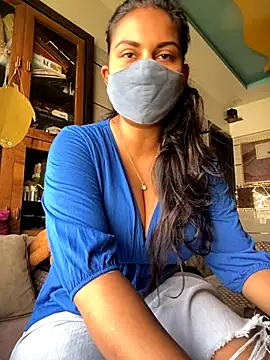 Snapshot of HaaniKaur chatting on 1, 11, 2025 HaaniKaur online show from 1, 11, 2025