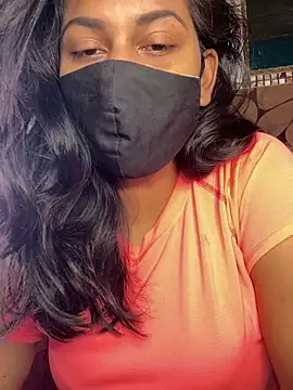 HaaniKaur online show from 6, 1, 2026