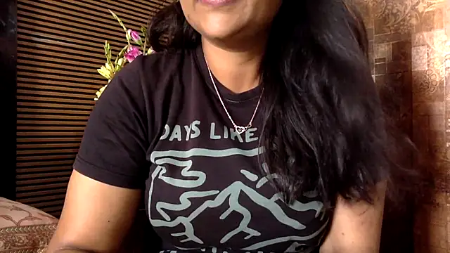 HaaniKaur online show from 16, 2, 2026