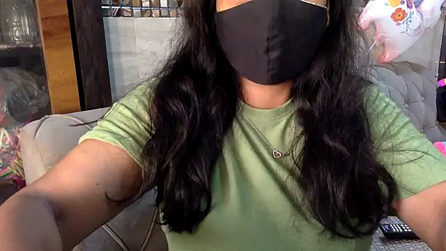 HaaniKaur online show from 7, 5, 2026