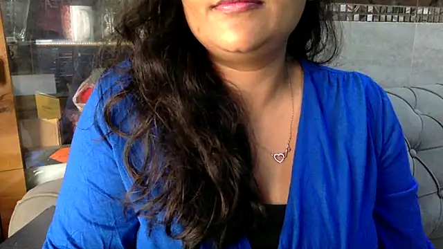 HaaniKaur online show from 6, 5, 2026