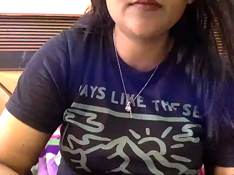 Snapshot of HaaniKaur chatting on 13, 10, 2025 HaaniKaur online show from 13, 10, 2025